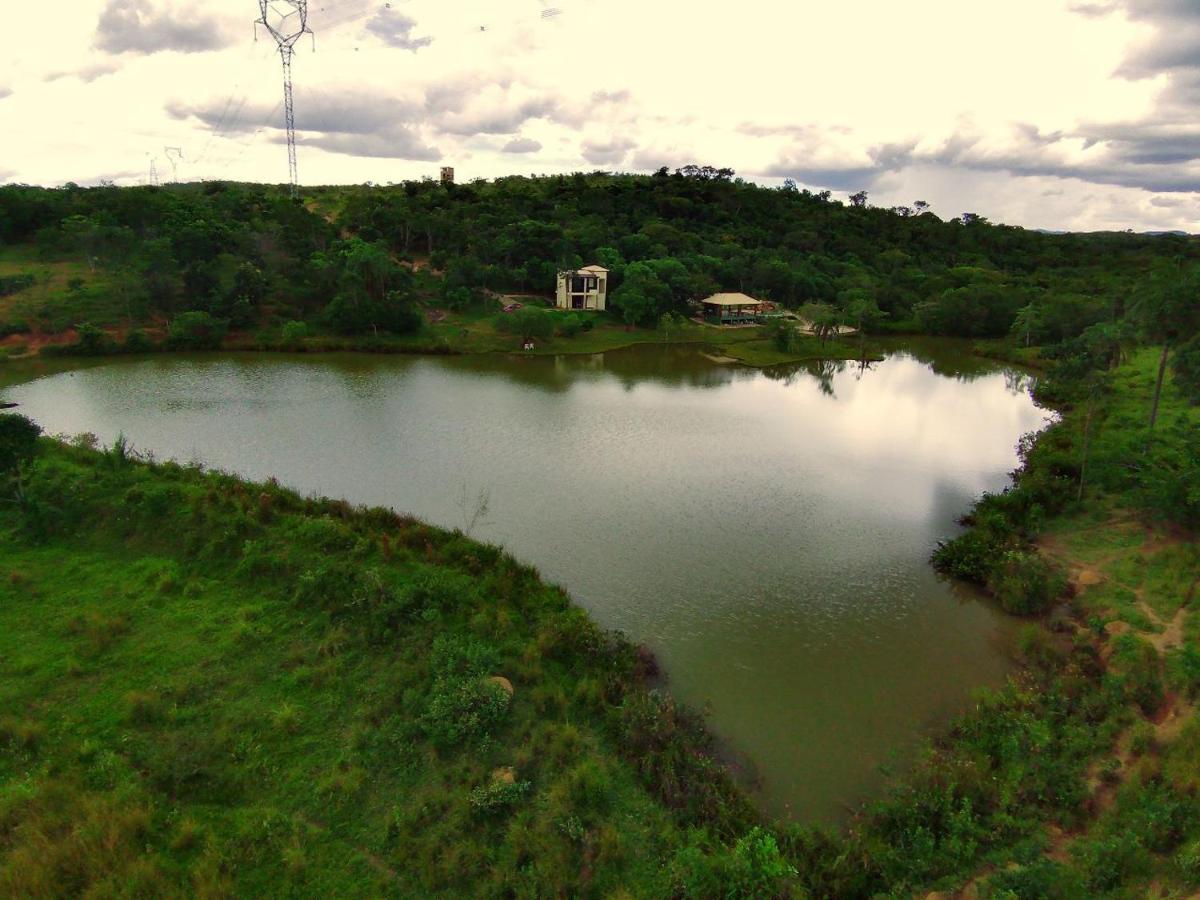 Chale Defronte Lagoa Na Serra Do Cipo Proximo A Cachoeira Grande, Cachoeira Do Pedrao E Cachoeira Veu Da Noiva 雅博蒂卡图巴斯 外观 照片